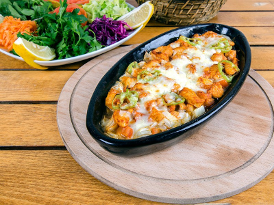 Kiremitte Kaşarlı Tavuk | 320,00