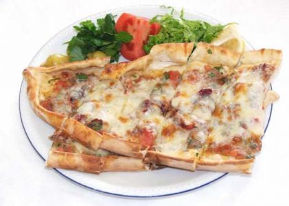 Tavuklu Kaşarlı Pide | 290,00